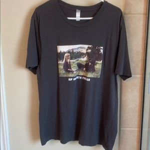 Charlie Southern Beth & Rip forever tee